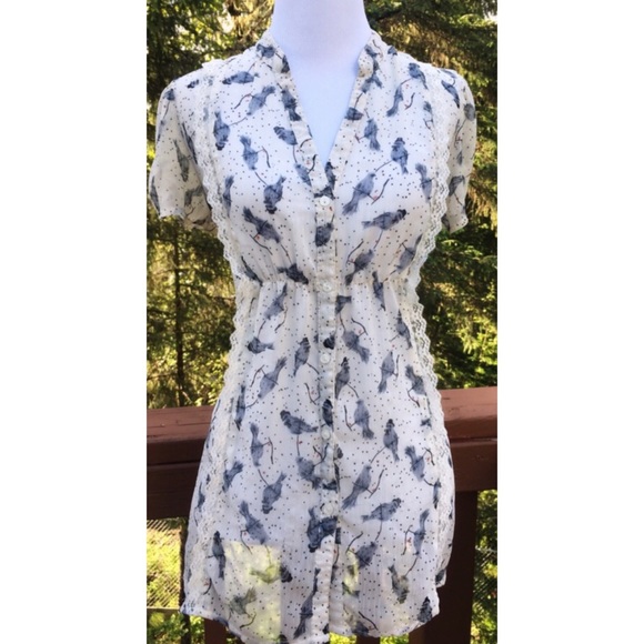 Kirra Bird Print Lace & Ruffle Chiffon Smocked Top - Picture 1 of 2